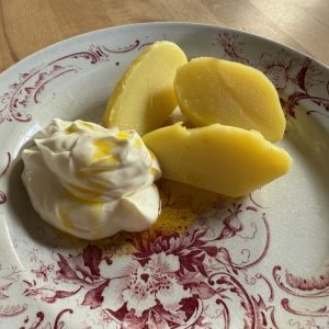 Kartoffeln mit etwas Quark und Leinöl