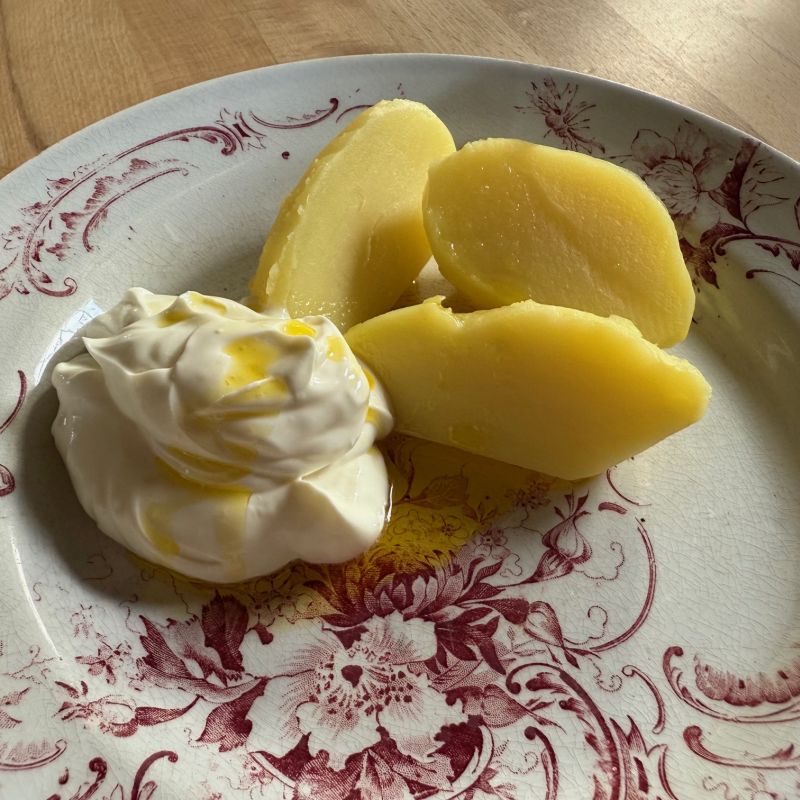 Kartoffeln mit etwas Quark und Leinöl